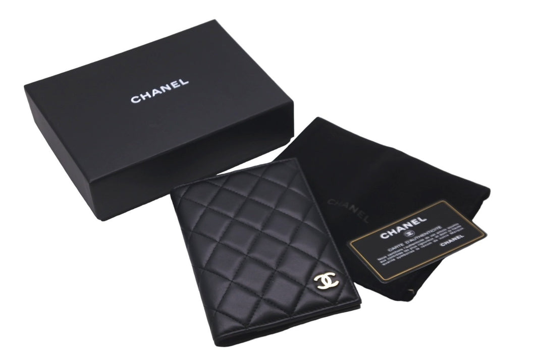 極美品 CHANEL シャネル ココマーク パスポートケース 22番台 ラムスキン ブラック ワインレッド 中古 61473
