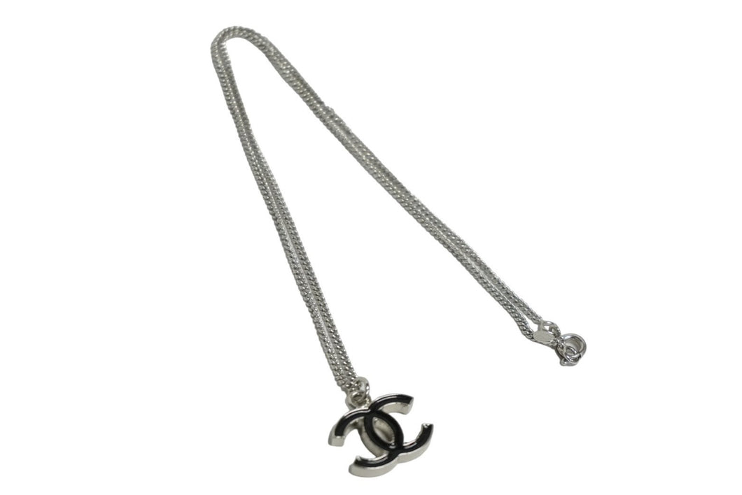 極美品 CHANEL シャネル ココマーク ネックレス チョーカー 05A アクセサリー シルバー ブラック 中古 61476