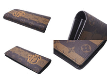 Load image into Gallery viewer, LOUIS VUITTON ルイヴィトン NIGO モノグラム ストライプ ポルトフォイユ・ブラザ 長財布 22SS M81008 ブラウン 美品 中古 61479