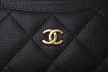 Load image into Gallery viewer, CHANEL シャネル カードケース 29番台 ココマーク ブラック キャビアスキン ゴールド金具 美品 中古 61481
