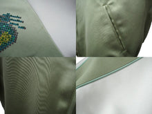 Load image into Gallery viewer, LOUIS VUITTON ルイヴィトン エンブロイダードスーベニアジャケット サイズ44 ポリエステル グリーン 1AFHXY 美品 中古 61485