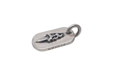 Load image into Gallery viewer, CHROME HEARTS クロムハーツ ペンダントトップ スモール レイズド ダガー ドッグ タグ シルバー925 15g 良品 中古 61497