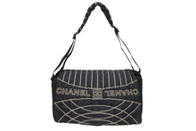 Load image into Gallery viewer, CHANEL シャネル スポーツライン ショルダーバッグ A32807 10番台 ココマーク ステッチ ナイロン ブラック 美品 中古 4b006150