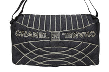 Load image into Gallery viewer, CHANEL シャネル スポーツライン ショルダーバッグ A32807 10番台 ココマーク ステッチ ナイロン ブラック 美品 中古 4b006150