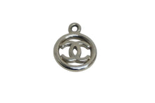 Load image into Gallery viewer, CHANEL シャネル サークル ココマーク スイングピアス メタル シルバー アクセサリー 美品 中古 61523
