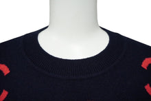 Load image into Gallery viewer, 極美品 CHANEL シャネル ニット セーター ココマーク クロップド P70525K10076 カシミヤ エラスタン ネイビー ピンク 36 中古 61526