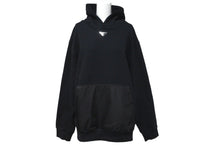 Load image into Gallery viewer, 極美品 PRADA プラダ コットンフリース フーディー 23年 UJL45B ブラック パーカー トライアングルロゴ 現行 サイズXS 中古 61527