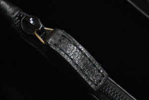 YVES SAINT LAURENT イヴ サンローラン 長財布 ラウンドファスナー YSLロゴ 352904 レザー ブラック 美品 中古 61574 