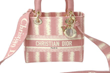 画像をギャラリービューアに読み込む, 極美品 Christian Dior クリスチャンディオール レディディオール 2WAYハンドバッグ ストライプ 刺繍 シグネチャー 中古 61575