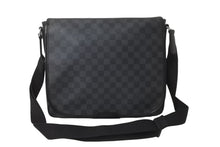 Load image into Gallery viewer, LOUIS VUITTON ルイヴィトン ダミエ グラフィット ダニエルMM ショルダーバッグ N58029 ブラック 美品 中古 61583