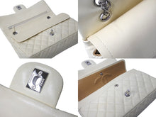 Load image into Gallery viewer, 極美品 CHANEL シャネル マトラッセ25Wフラップ チェーンショルダーバッグ 11番台 クリームホワイト シルバー金具 中古 61586