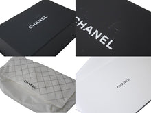 Load image into Gallery viewer, 未使用品 CHANEL シャネル Wフラップ 23 ショルダーバッグ キャビアスキン ランダム マトラッセ ゴールド金具 ブラック 中古 61590