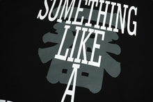 Load image into Gallery viewer, 新品未使用 MCM エム シー エム SOMETHING LIKE A PHENOMENON パーカー MHACSJP02BK0XL コットン ブラック サイズ0XL 61598