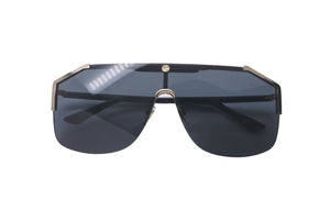 極美品 GUCCI グッチ サングラス サイズ140 デザインフレームロゴ ブラック ゴールド アセテート メタル GG0291S 中古 61603 