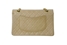 Load image into Gallery viewer, CHANEL シャネル マトラッセ25 Wフラップチェーンショルダーバッグ 6番台 ラムスキン ベージュ ゴールド金具 良品 中古 61625