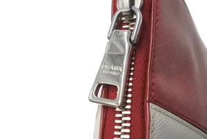PRADA プラダ ショルダーバッグ サフィアーノレザー チェーンショルダー トライアングルロゴ レッド ホワイト 美品 中古 61629
