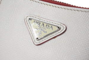 PRADA プラダ ショルダーバッグ サフィアーノレザー チェーンショルダー トライアングルロゴ レッド ホワイト 美品 中古 61629