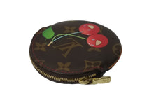 Load image into Gallery viewer, LOUIS VUITTON ルイヴィトン ポルトモネ ロン コインケース M95043 モノグラムチェリー 村上隆 ゴールド金具 美品 中古 61630