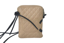 Load image into Gallery viewer, CHANEL シャネル カンボンライン ショルダーバッグ 9番台 ラムスキン ベージュ ブラック シルバー金具 良品 中古 61633