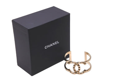 CHANEL シャネル ココマーク バングル ブレスレット A18V 2018年 ゴールド アクセサリー レディース 美品 中古 61639
