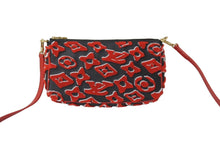 Load image into Gallery viewer, LOUIS VUITTON ルイヴィトン×ウルスフィッシャー ポシェット アクセソワール M45548 タフテッド モノグラム レッド 美品 中古 61650