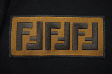 Load image into Gallery viewer, FENDI フェンディ パーカー 19AW サイズ52 ズッカ柄 パッチ 刺繍 ブラック コットン カシミヤ ウール FY0870 美品 中古 61674