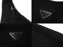 画像をギャラリービューアに読み込む, 極美品 PRADA プラダ ハンドバッグ ホーボー RE-EDITION トライアングル 1NE515 ナイロン ブラック シルバー金具 ロゴ 中古 61678 