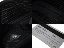 画像をギャラリービューアに読み込む, 極美品 PRADA プラダ ハンドバッグ ホーボー RE-EDITION トライアングル 1NE515 ナイロン ブラック シルバー金具 ロゴ 中古 61678 