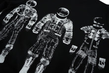 Load image into Gallery viewer, CHANEL シャネル アポロ 宇宙飛行士 トレーナー スウェット P57465K07601 サイズ36 コットン ブラック ホワイト 美品 中古 61688