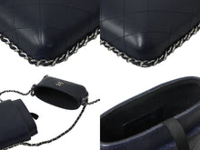 Load image into Gallery viewer, CHANEL シャネル フォンケース チェーンショルダーバッグ 25番台 ネイビー シルバー金具 美品 中古 61692