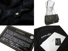 Load image into Gallery viewer, 極美品 CHANEL シャネル ジャンボ マトラッセ ショルダーバッグ カーキ チェーンショルダー デカマト 中古 61732