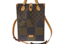 Load image into Gallery viewer, 極美品 LOUIS VUITTON ルイヴィトン × NIGO ニゴ― ダミエ ジャイアント モノグラム 2WAY トートバッグ N40355 中古 61761