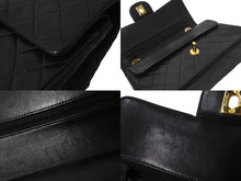 Load image into Gallery viewer, CHANEL シャネル Wフラップ マトラッセ チェーン ショルダーバッグ 23cm 1番台 ラムスキン ブラック ゴールド金具 美品 中古 61782