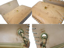 Load image into Gallery viewer, CHANEL シャネル ココマーク ベースボールステッチ エンボス ショルダーバッグ 2番台 ブラウン ゴールド金具 美品 中古 61783
