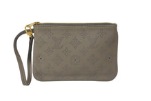 画像をギャラリービューアに読み込む, 極美品 LOUIS VUITTON ルイヴィトン セレネ モノグラムマヒナ ポーチ ベージュ ゴールド金具 フランス製 中古 61820