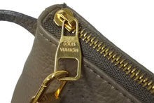 画像をギャラリービューアに読み込む, 極美品 LOUIS VUITTON ルイヴィトン セレネ モノグラムマヒナ ポーチ ベージュ ゴールド金具 フランス製 中古 61820