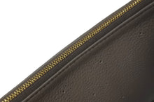 画像をギャラリービューアに読み込む, 極美品 LOUIS VUITTON ルイヴィトン セレネ モノグラムマヒナ ポーチ ベージュ ゴールド金具 フランス製 中古 61820