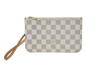 Load image into Gallery viewer, LOUIS VUITTON ルイヴィトン ネヴァーフル 付属ポーチ ポーチ ダミエアズール ホワイト ゴールド金具 美品 中古 61821