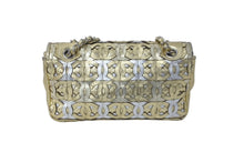 Load image into Gallery viewer, CHANEL シャネル ココマークパッチワーク CCチェーンショルダーバッグ ゴールド シルバー金具 12番台 総柄 美品 中古 61824