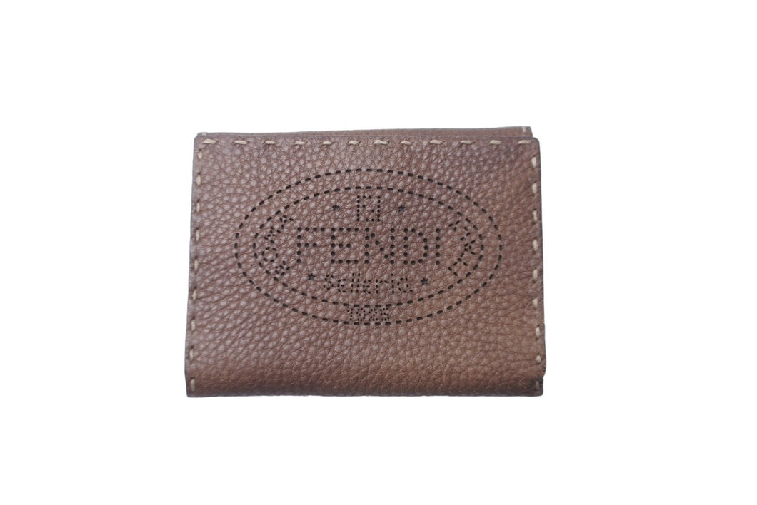 FENDI フェンディ セレリア 二つ折り財布 Wスナップ 8M0145 パンチンクデザイン レザー ブラウン シルバー金具 美品 中古 61834 