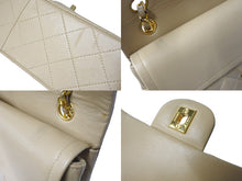 Load image into Gallery viewer, CHANEL シャネル フラップ ショルダーバッグ ラムスキン 0番台 中マトラッセ 25cm 縦長 ゴールド金具 ベージュ 中古 61838