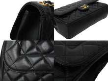 Load image into Gallery viewer, 極美品 CHANEL シャネル チェーンショルダーバッグ シングルフラップ ウェーブ マトラッセ25 21番台 ラムスキン ブラック ゴールド金具 中古 61840