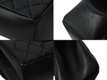 Load image into Gallery viewer, 極美品 CHANEL シャネル チェーンショルダーバッグ シングルフラップ ウェーブ マトラッセ25 21番台 ラムスキン ブラック ゴールド金具 中古 61840