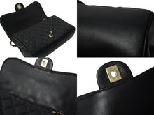 Load image into Gallery viewer, 極美品 CHANEL シャネル チェーンショルダーバッグ シングルフラップ ウェーブ マトラッセ25 21番台 ラムスキン ブラック ゴールド金具 中古 61840