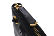 Load image into Gallery viewer, FENDI フェンディ 長財布 スタッズ ラウンドファスナー ジップ ゴールドエディション レザー 8M0299 ブラック 良品 中古 61904