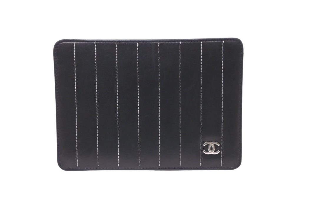 CHANEL シャネル パスポートケース ココマーク ステッチ ブラック レザー シルバー金具 フランス製 良品 中古 61929