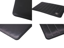 Load image into Gallery viewer, CHANEL シャネル パスポートケース ココマーク ステッチ ブラック レザー シルバー金具 フランス製 良品 中古 61929