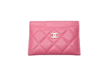 Load image into Gallery viewer, CHANEL シャネル カードケース パスケース 名刺入れ 29番台 ココマーク キャビアスキン ピンク ゴールド金具 美品 中古 61931