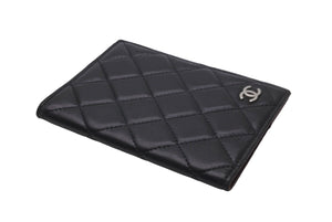 CHANEL シャネル パスポートケース 14番台 ココマーク ラムスキン ブラック シルバー金具 内側下部切れあり 良品 中古 61932