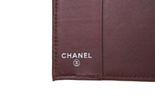 Load image into Gallery viewer, CHANEL シャネル パスポートケース 14番台 ココマーク ラムスキン ブラック シルバー金具 内側下部切れあり 良品 中古 61932